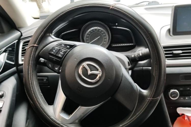 Used Mazda 3 Axela 2014 Sedan 1.5L Automatic Luxury Model Steering Wheel