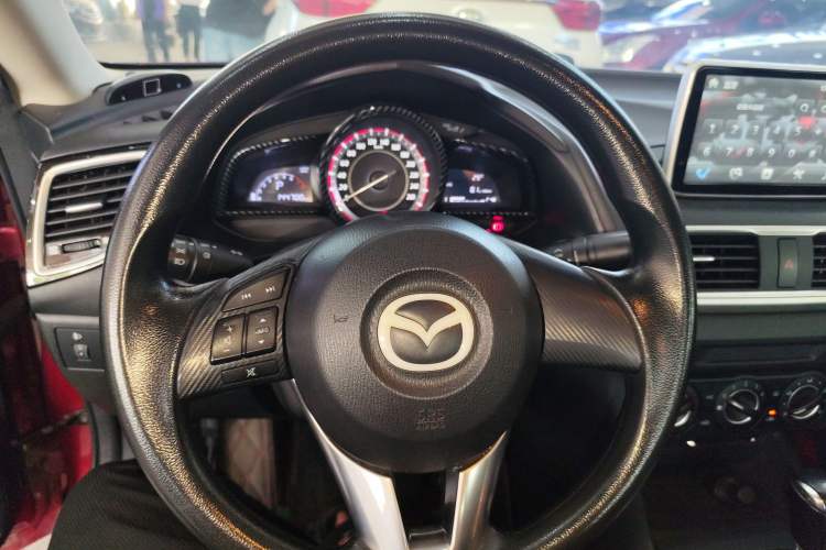 Used Mazda 3 Axela 2014 Sedan 1.5L Automatic Comfort Model Steering Wheel