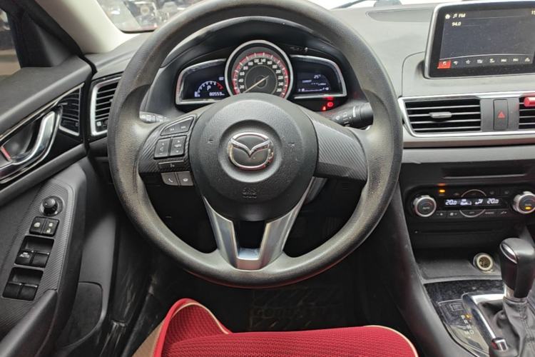Used Mazda 3 Axela 2014 Sedan 1.5L Automatic Luxury Model Steering Wheel