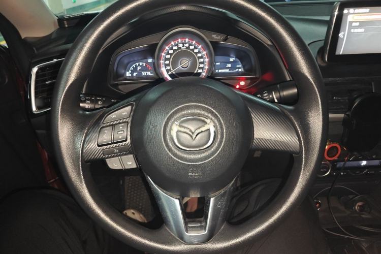 Used Mazda 3 Axela 2014 Sedan 1.5L Automatic Luxury Model Steering Wheel