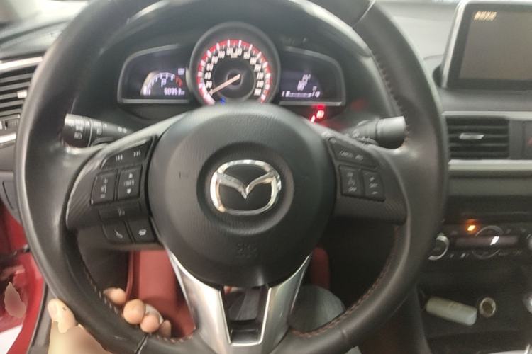 Used Mazda 3 Axela 2014 Sedan 2.0L Automatic Sport Model Steering Wheel