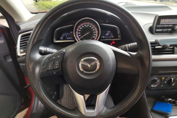 Used Mazda 3 Axela 2014 Sedan 1.5L Automatic Comfort Model Steering Wheel