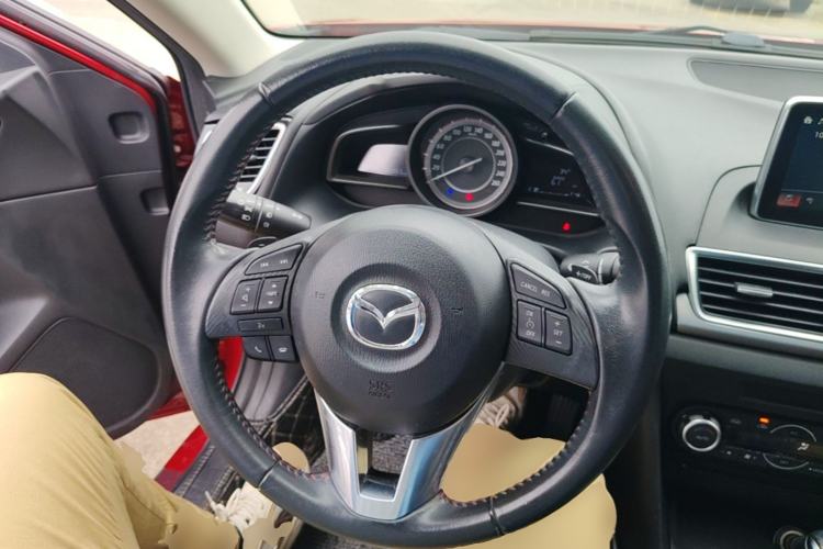 Used Mazda 3 Axela 2014 Sedan 2.0L Automatic Sport Model Steering Wheel