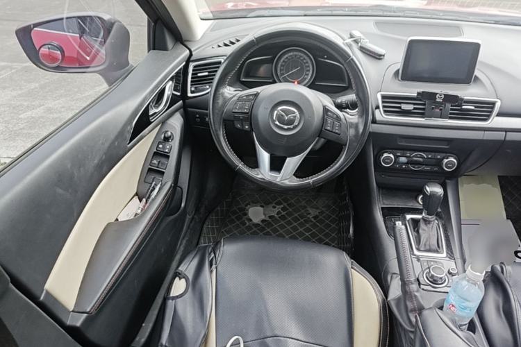 Used Mazda 3 Axela 2014 Sedan 2.0L Automatic Sport Model Steering Wheel