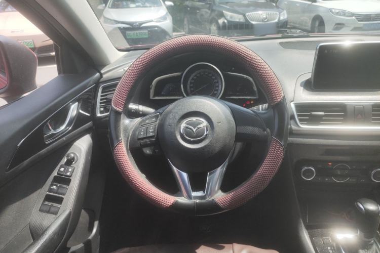 Used Mazda 3 Axela 2014 Sedan 1.5L Automatic Luxury Model Steering Wheel