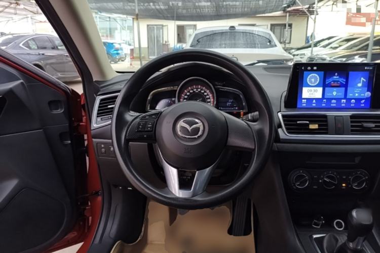 Used Mazda 3 Axela 2014 Sedan 1.5L Manual Comfort Model Steering Wheel