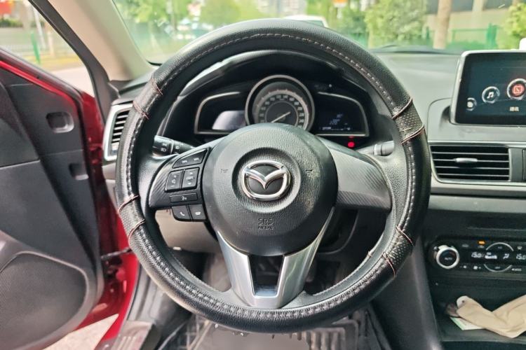 Used Mazda 3 Axela 2014 Sedan 1.5L Automatic Luxury Model Steering Wheel
