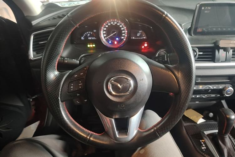 Used Mazda 3 Axela 2014 Sedan 1.5L Automatic Luxury Model Steering Wheel