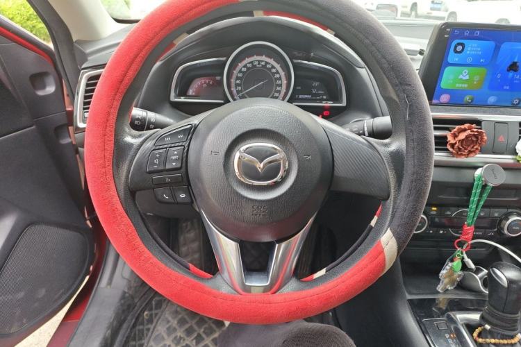 Used Mazda 3 Axela 2014 Sedan 1.5L Automatic Luxury Model Steering Wheel