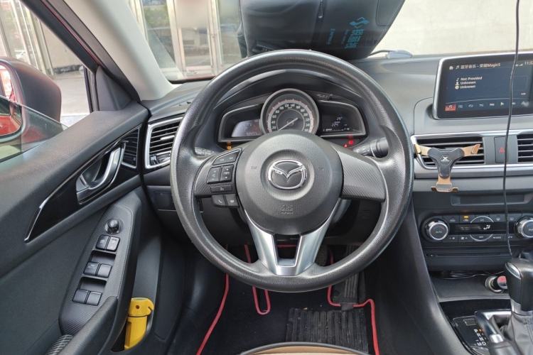 Used Mazda 3 Axela 2014 Sedan 1.5L Automatic Luxury Model Steering Wheel