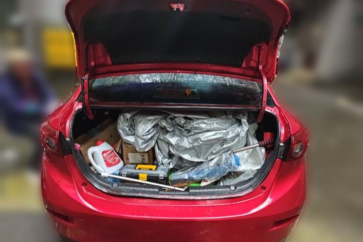 Used Mazda 3 Axela 2014 Sedan 2.0L Automatic Sport Model Trunk