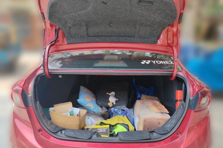 Used Mazda 3 Axela 2014 Sedan 2.0L Automatic Sport Model Trunk