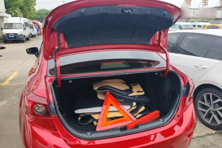 Used Mazda 3 Axela 2014 Sedan 2.0L Automatic Sport Model Trunk