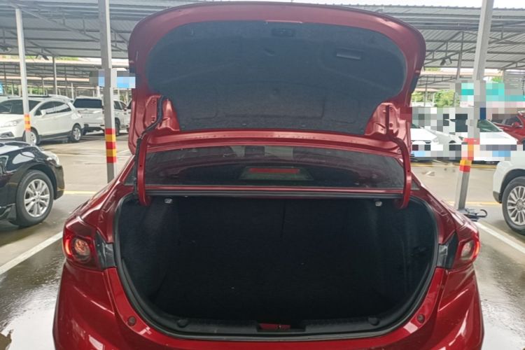 Used Mazda 3 Axela 2014 Sedan 1.5L Automatic Comfort Model Trunk