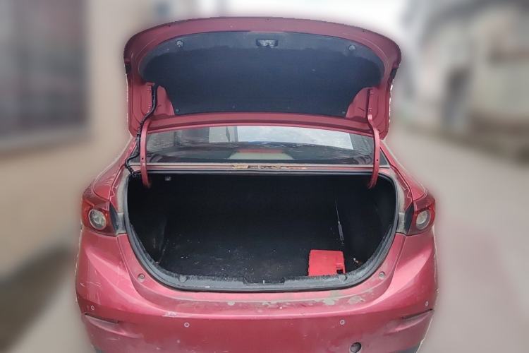 Used Mazda 3 Axela 2014 Sedan 1.5L Automatic Luxury Model Trunk