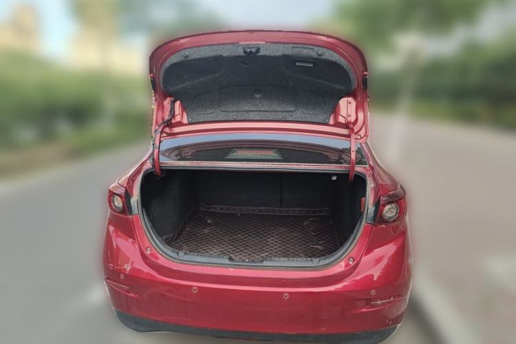 Used Mazda 3 Axela 2014 Sedan 1.5L Automatic Comfort Model Trunk