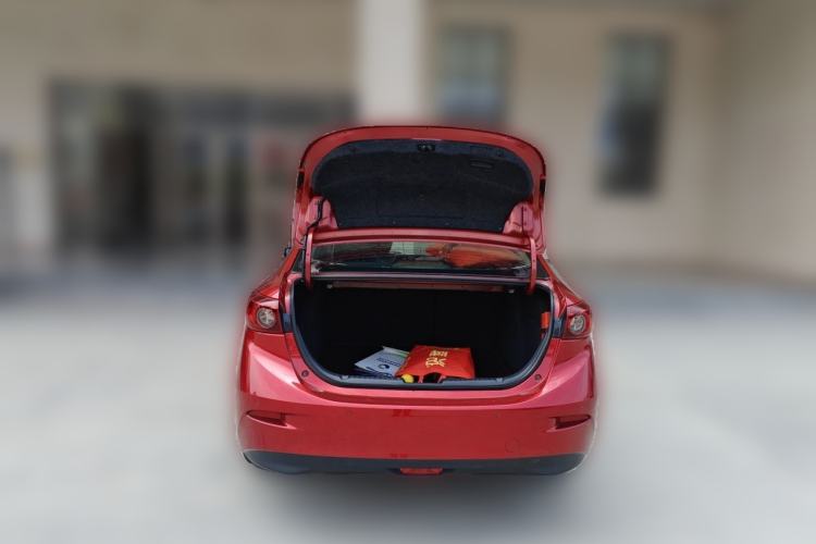 Used Mazda 3 Axela 2014 Sedan 1.5L Automatic Luxury Model Trunk