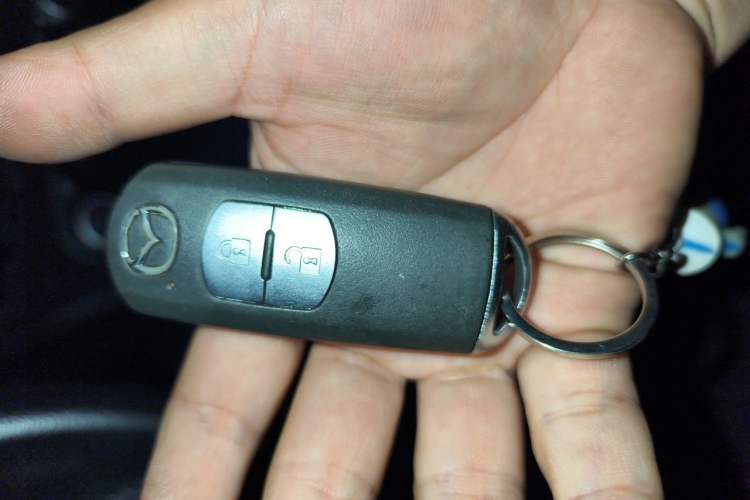 Used Mazda 3 Axela 2014 Hatchback 1.5L Automatic Luxury Model Vehicle Key