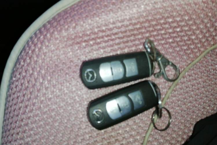 Used Mazda 3 Axela 2014 Sedan 1.5L Automatic Luxury Model Vehicle Key