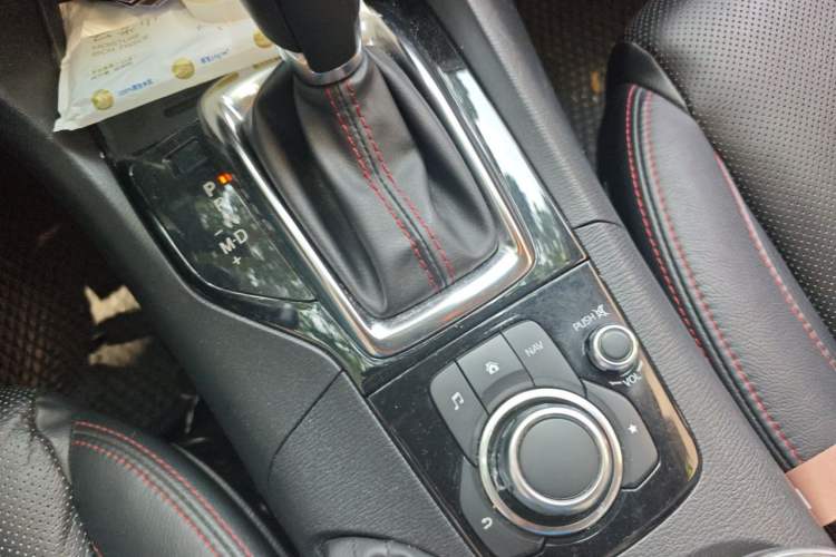 Used Mazda 3 Axela 2014 Hatchback 2.0L Automatic Sport Model Vehicle Key