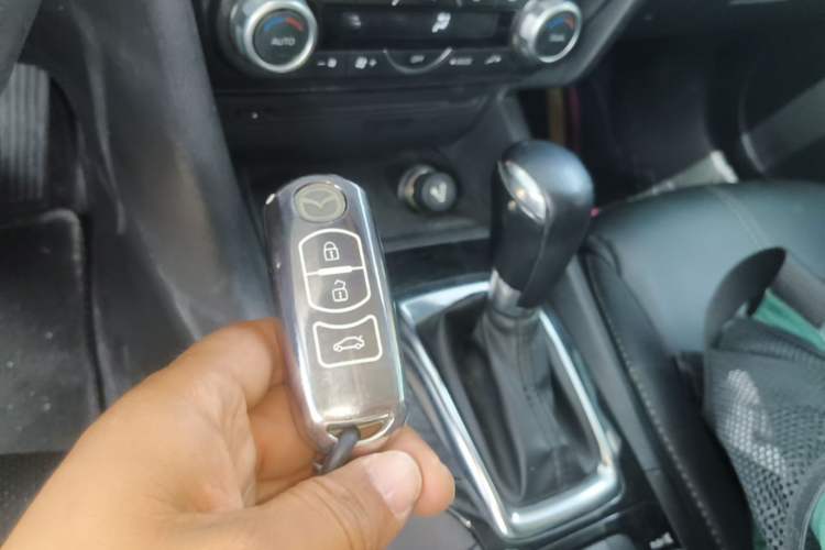 Used Mazda 3 Axela 2014 Hatchback 1.5L Automatic Luxury Model Vehicle Key