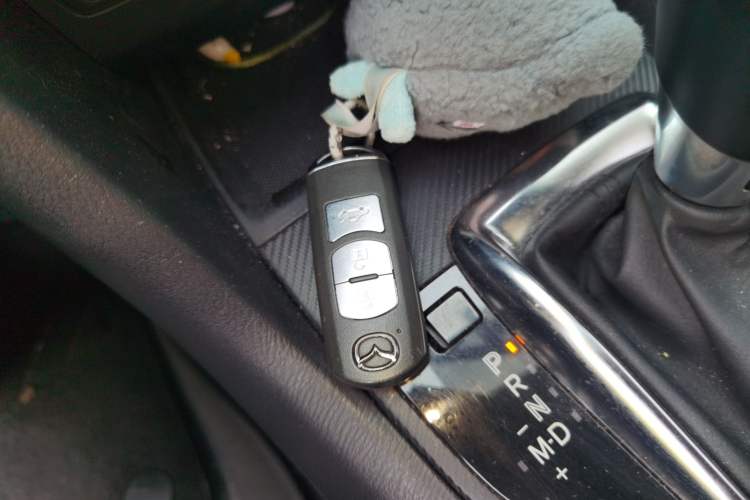 Used Mazda 3 Axela 2014 Sedan 1.5L Automatic Comfort Model Vehicle Key