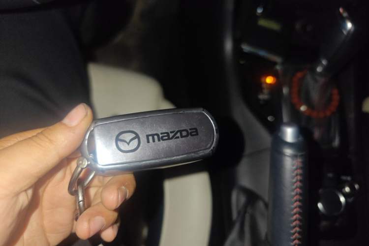 Used Mazda 3 Axela 2014 Sedan 2.0L Automatic Sport Model Vehicle Key