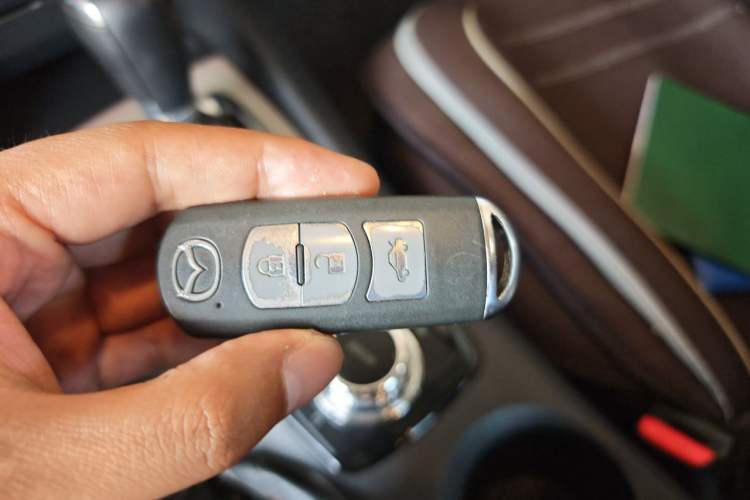 Used Mazda 3 Axela 2014 Sedan 1.5L Automatic Comfort Model Vehicle Key