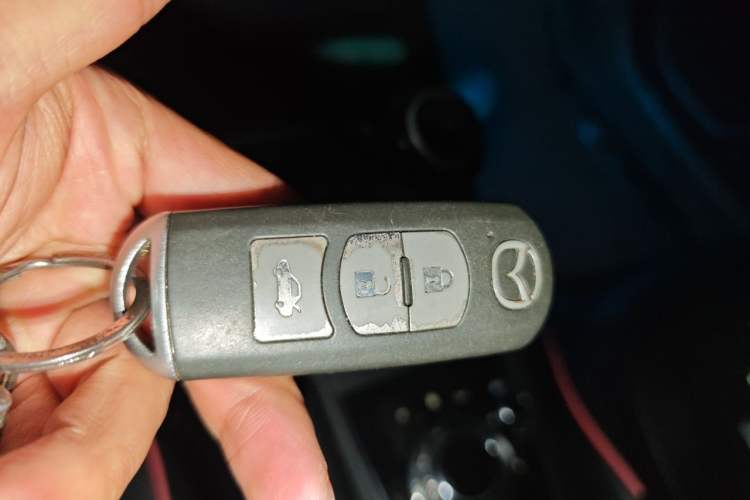 Used Mazda 3 Axela 2014 Sedan 1.5L Manual Comfort Model Vehicle Key