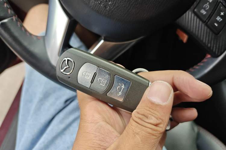 Used Mazda 3 Axela 2014 Sedan 2.0L Automatic Sport Model Vehicle Key