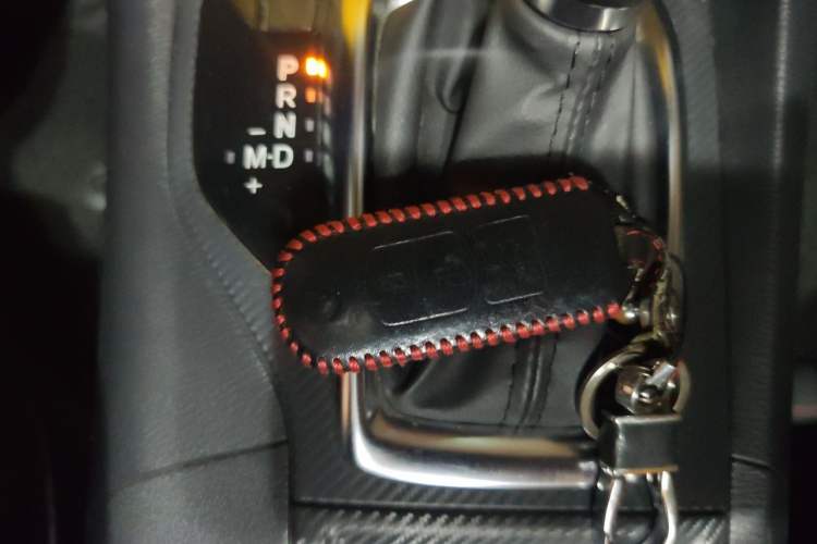 Used Mazda 3 Axela 2014 Sedan 1.5L Automatic Comfort Model Vehicle Key