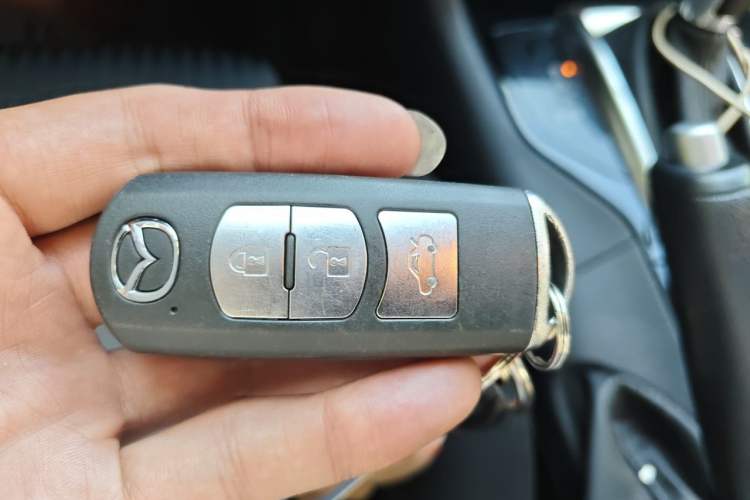 Used Mazda 3 Axela 2014 Sedan 1.5L Automatic Luxury Model Vehicle Key