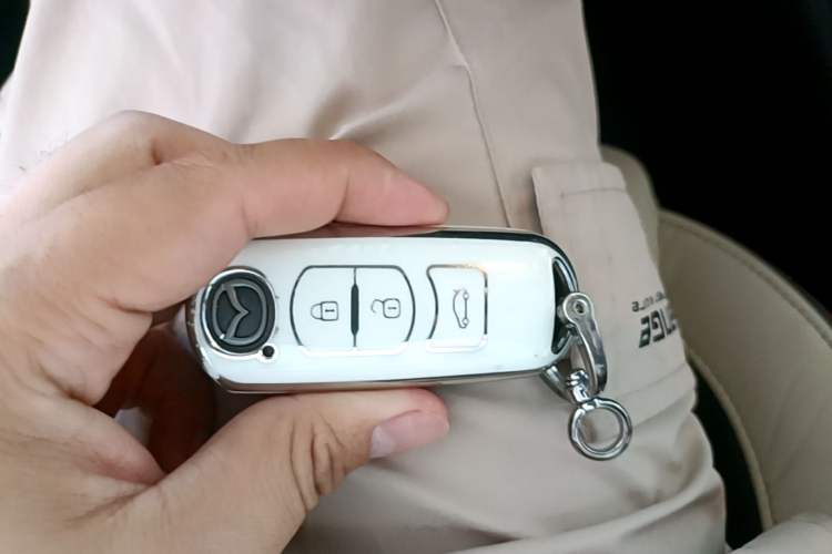 Used Mazda 3 Axela 2014 Sedan 2.0L Automatic Sport Model Vehicle Key