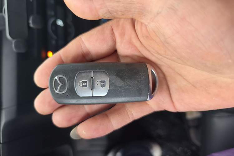 Used Mazda 3 Axela 2014 Hatchback 1.5L Automatic Luxury Model Vehicle Key