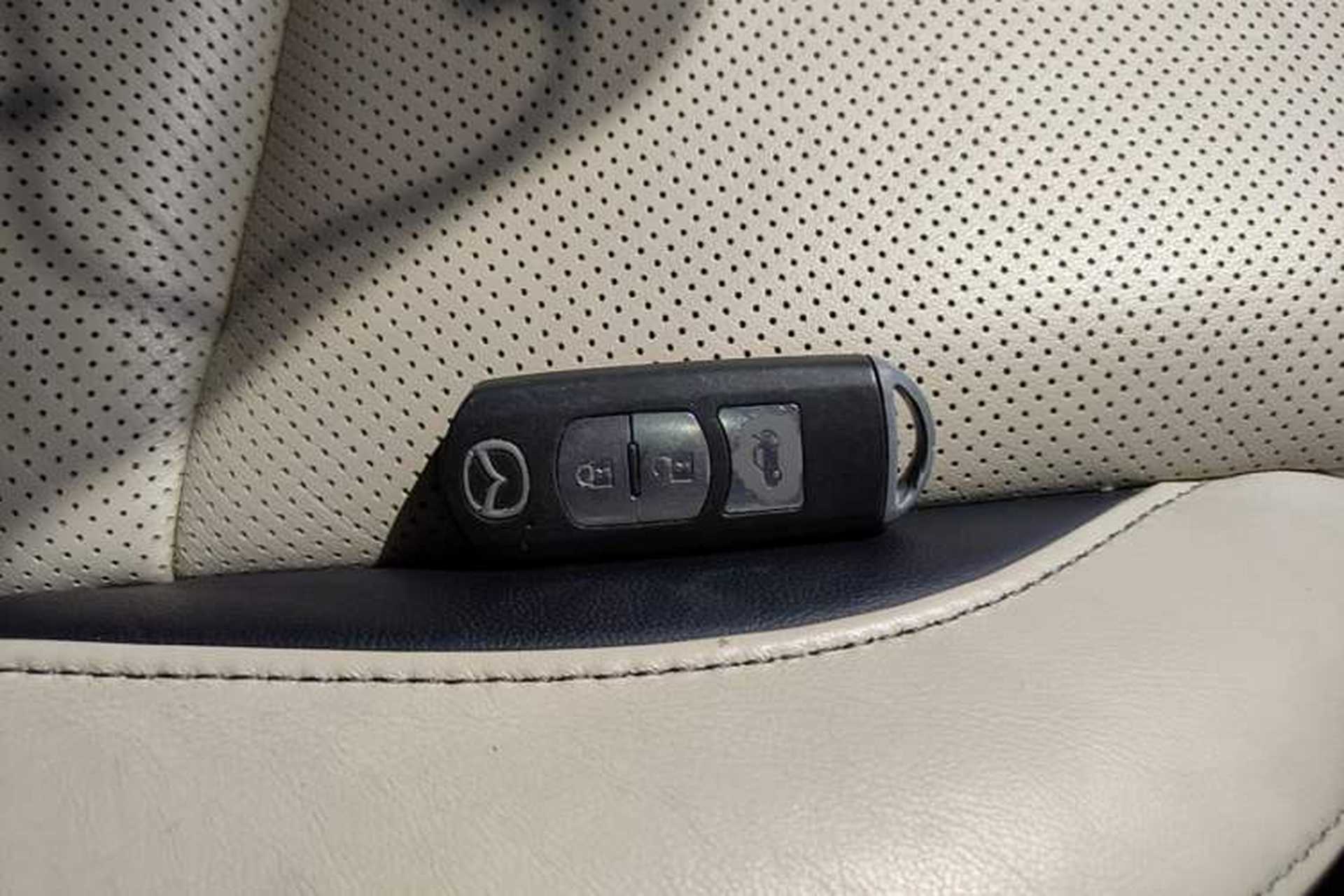 Used Mazda 3 Axela 2014 Sedan 2.0L Automatic Sport Model Vehicle Key