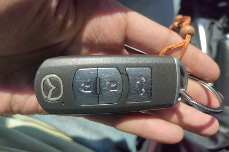 Used Mazda 3 Axela 2014 Sedan 1.5L Automatic Luxury Model Vehicle Key