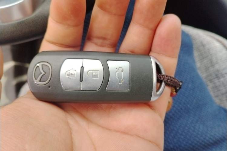 Used Mazda 3 Axela 2014 Sedan 1.5L Automatic Comfort Model Vehicle Key