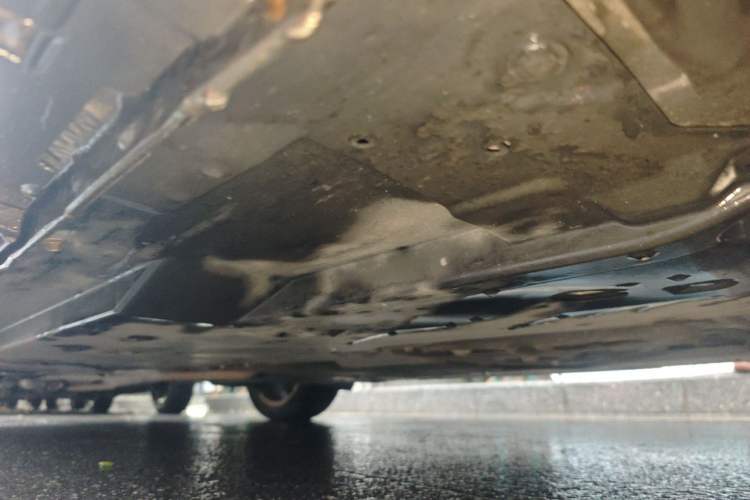 Used Mazda 3 Axela 2014 Hatchback 2.0L Automatic Sport Model Chassis Front Right