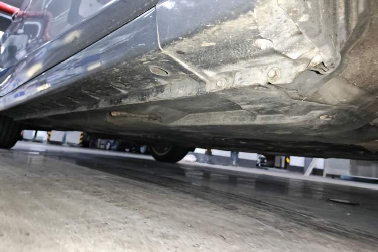 Used Mazda 3 Axela 2014 Sedan 2.0L Automatic Flagship Model Chassis Front Right