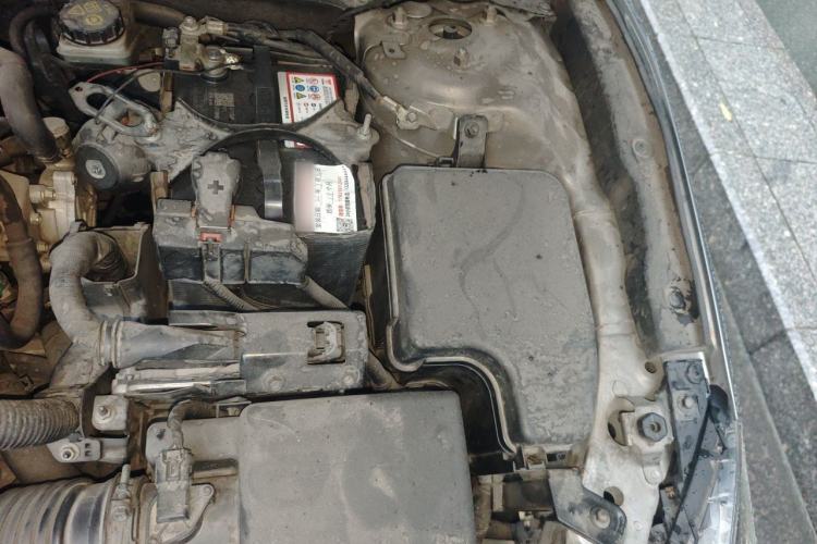 Used Mazda 3 Axela 2014 Hatchback 2.0L Automatic Sport Model Engine Bay Left