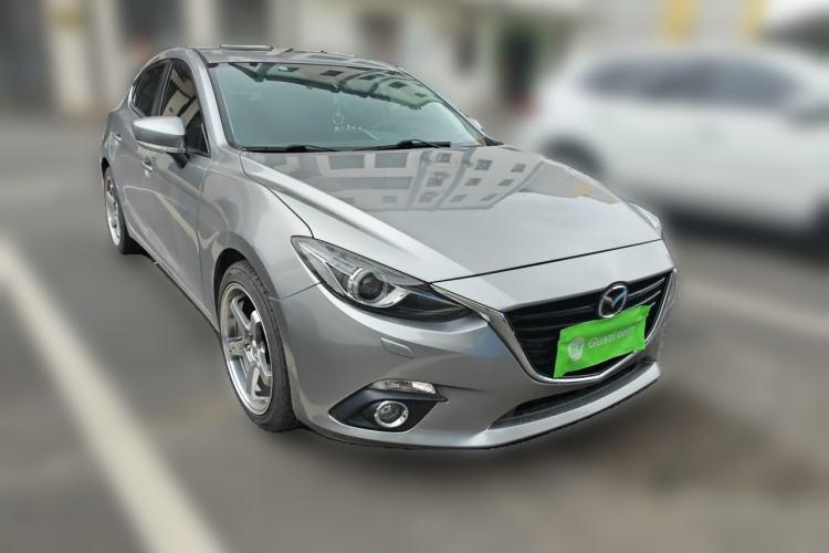 Used Mazda 3 Axela 2014 Hatchback 2.0L Automatic Flagship Model Front Right 45 Deg