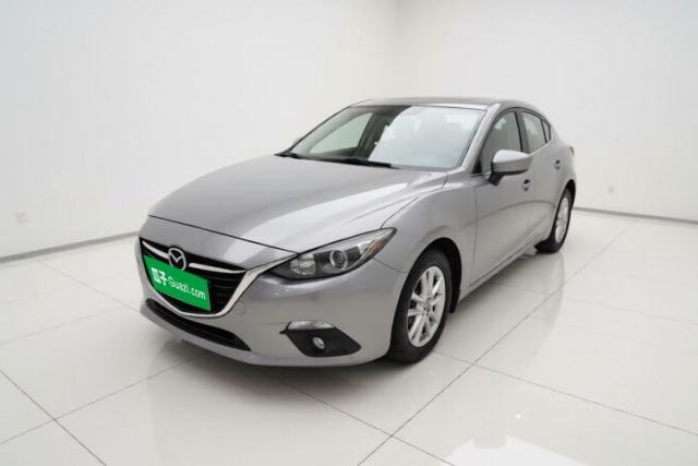 Używany Mazda 3 Axela 2014 Hatchback 1.5L Automatic Luxury Model