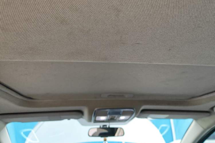 Used Mazda 3 Axela 2014 Hatchback 2.0L Automatic Flagship Model Headliner
