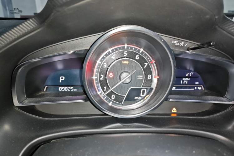 Used Mazda 3 Axela 2014 Sedan 2.0L Automatic Flagship Model Instrument Cluster