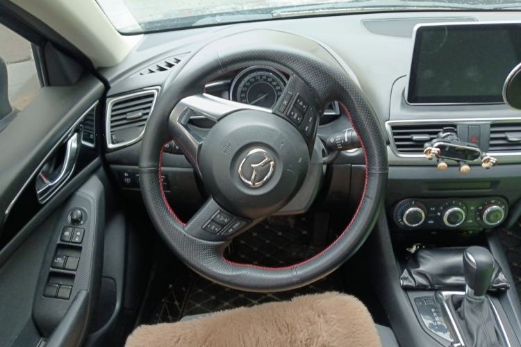 Used Mazda 3 Axela 2014 Sedan 1.5L Automatic Comfort Model Steering Wheel