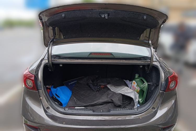 Used Mazda 3 Axela 2014 Sedan 1.5L Automatic Comfort Model Trunk