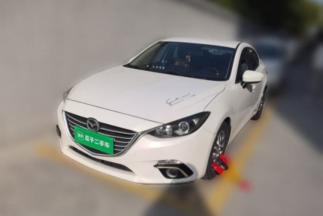Used Mazda 3 Axela 2014 Sedan 1.5L Manual Comfort Model