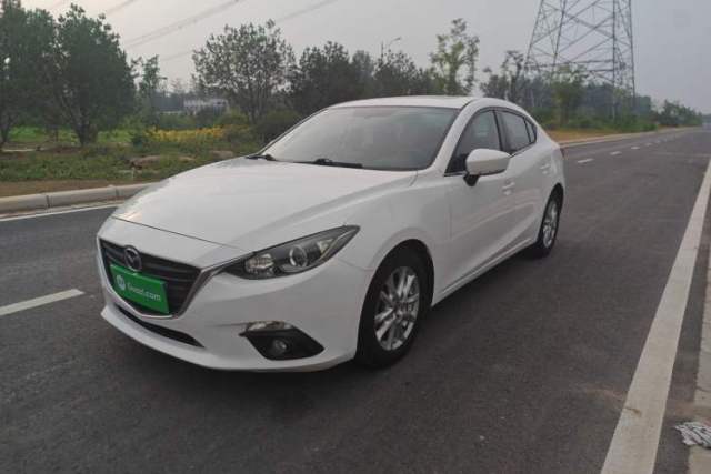 Used Mazda 3 Axela 2014 Sedan 1.5L Automatic Luxury Model