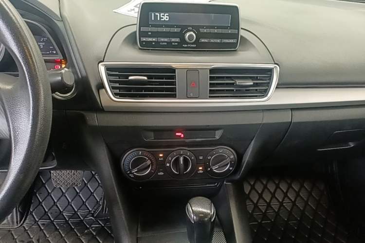 Used Mazda 3 Axela 2014 Sedan 1.5L Automatic Comfort Model Audio And AC Panel