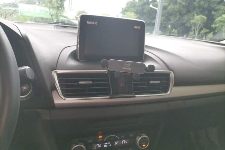 Used Mazda 3 Axela 2014 Sedan 2.0L Automatic Sport Model Audio And AC Panel